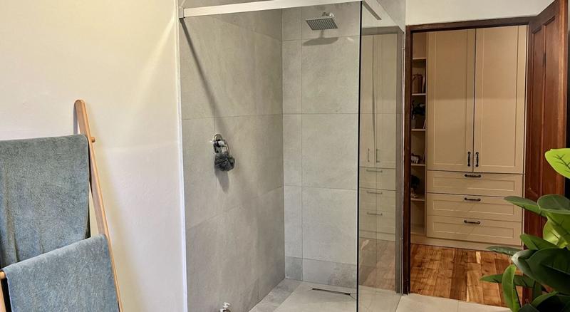 5 Bedroom Property for Sale in Greyton Western Cape